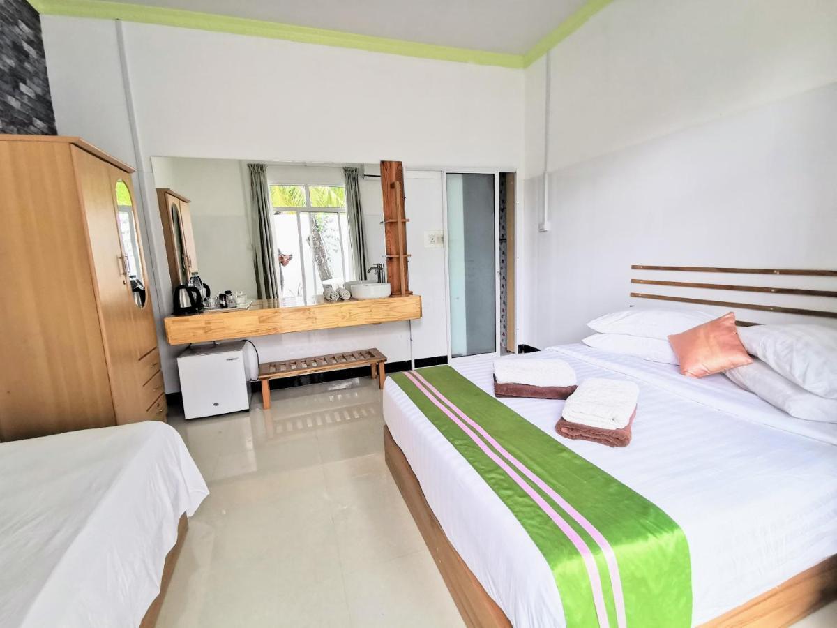 Palm Garden Hotel Thoddoo Exterior foto